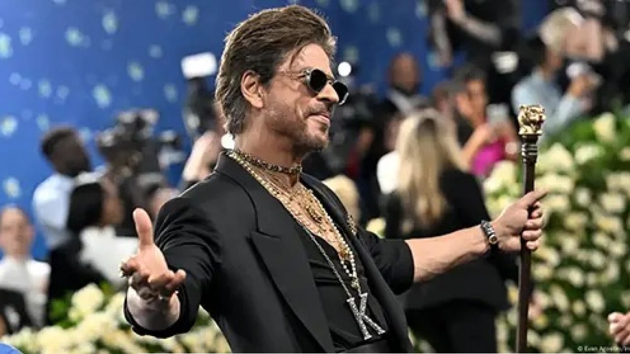 নটআউট ৬০ শাহরুখ