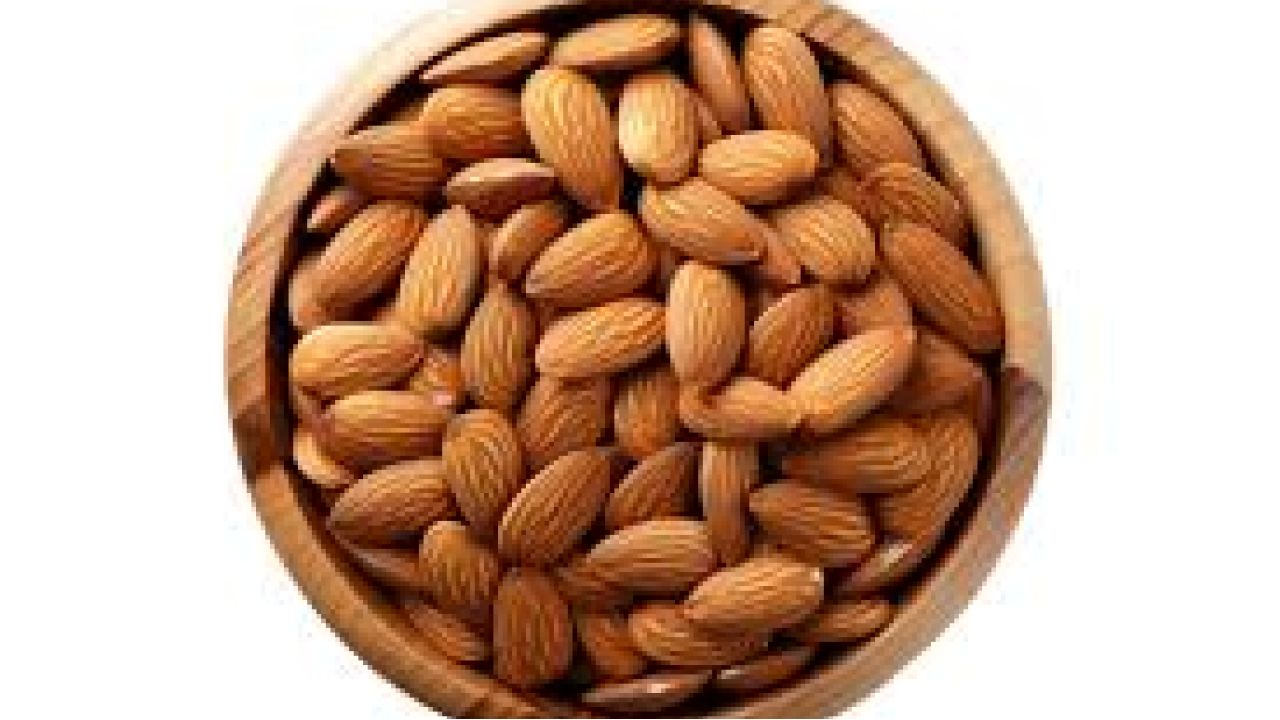 কাঠবাদাম খাওয়ার উপকারিতা