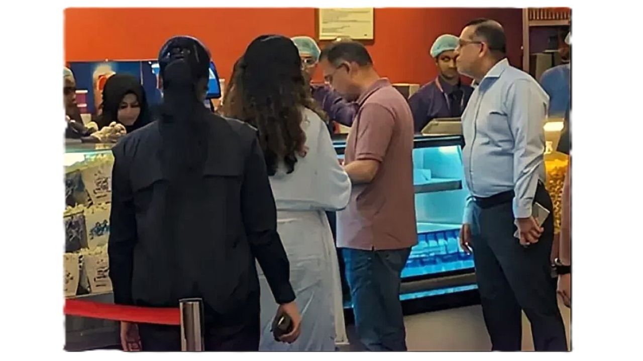 সিনেমা হলে প্রধানমন্ত্রী